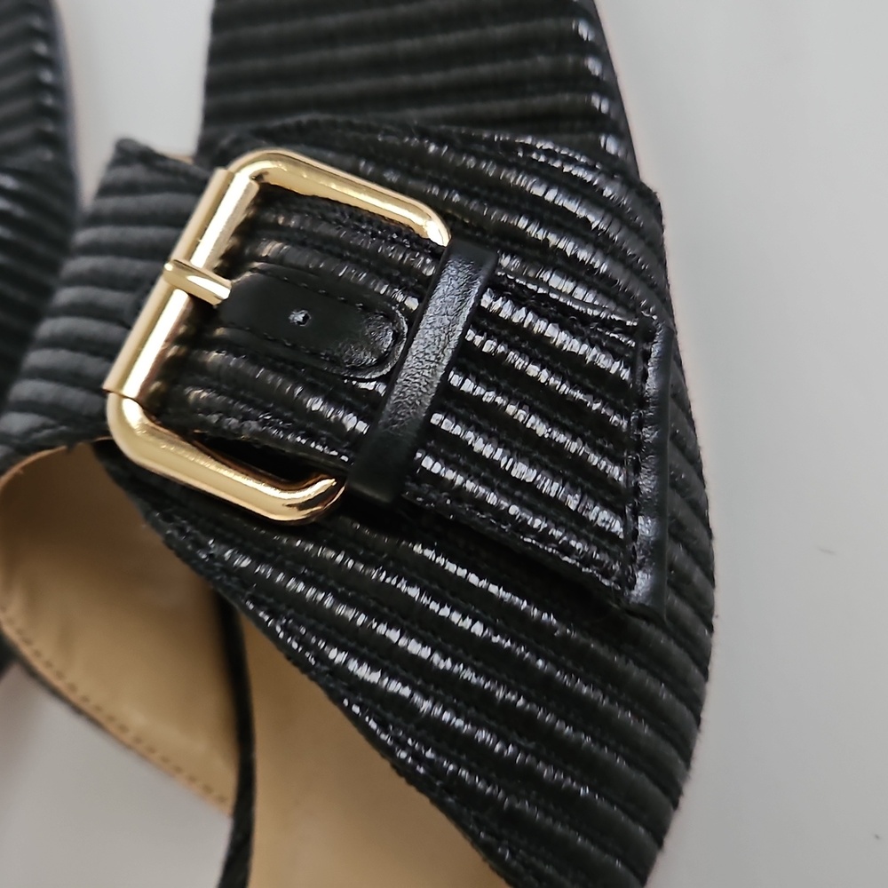 NEW Ann Taylor Black Gold Buckle Slide Kitten Heel Sandal Size 9.5 - Picture 4 of 17